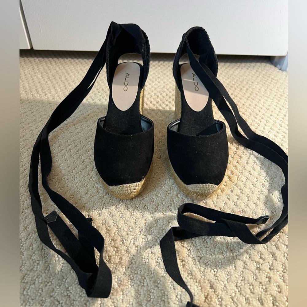 Aldo wedges size 8.5 with straps around ankles